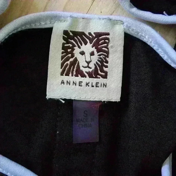 Anne Klein black top size small - Picture 5 of 6